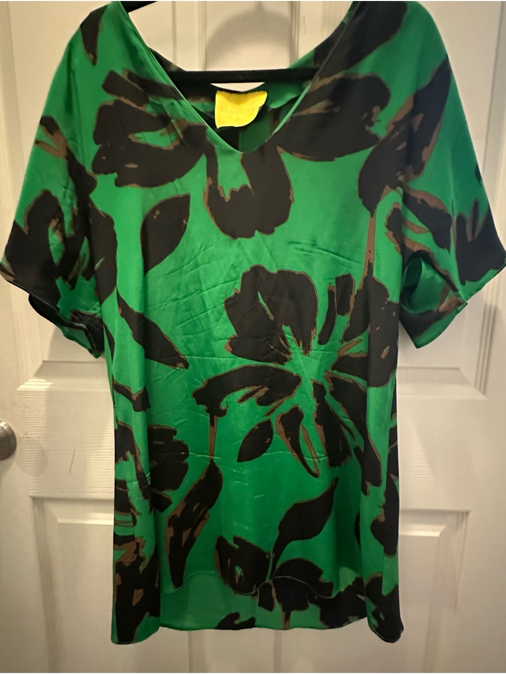 Aaron Ashe Green Floral Print Short Sleeve Tunic